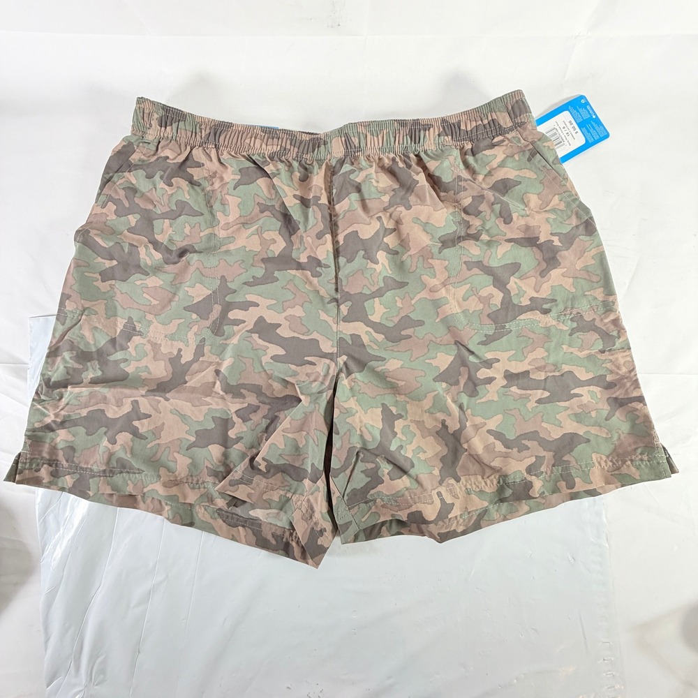 Columbia Sandy River II Printed Shorts Women 1X Camo Quick Dry Hiking NWT